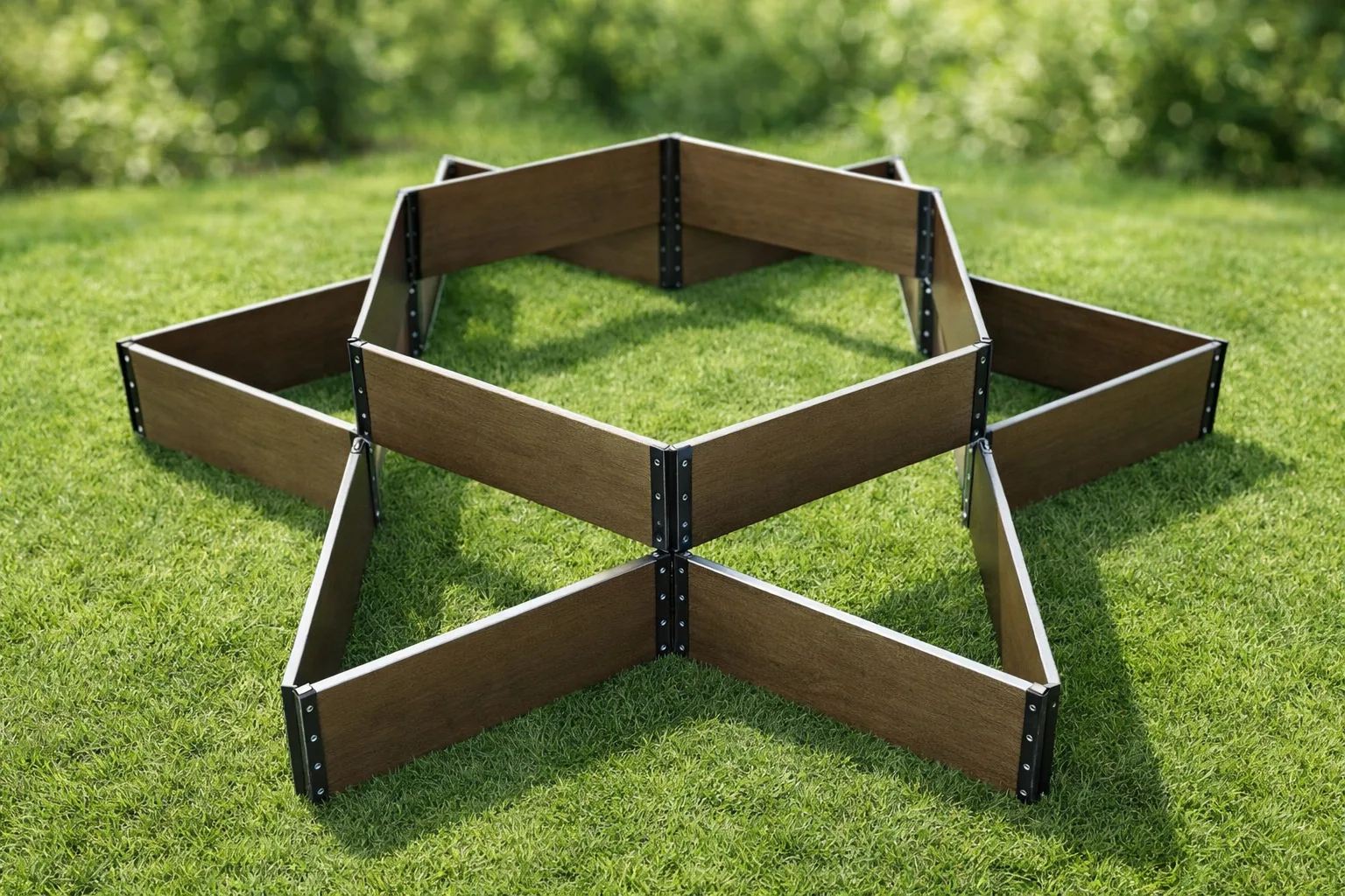 Клумбы и пирамиды